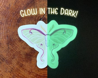 Luna Motte Glow-in-the-Dark Aufkleber | Mystische Insekten Aufkleber | Natur-Liebhaber-Geschenk