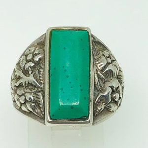 Antique Art Nouveau Sterling Silver Floral Green Spotted Rectangle Stone Repousse Ring, Sterling Flower Ring, Green Stone Sterling Ring