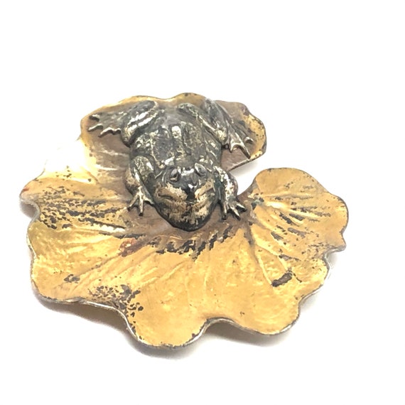 Vintage 1940s Frog on a Lily Pad Brooch Joseff of… - image 10