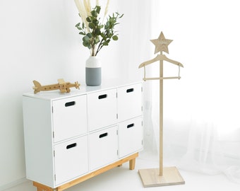 Stacey Solomon - ENGRAVED STAR Clothing stand - Clothes hanger - Zack and Leighton Junior Stands aged 4 - Small adult