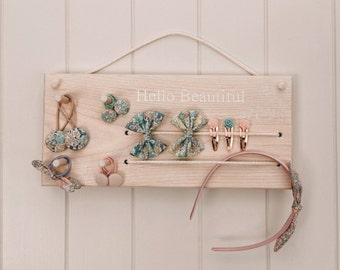 Whitewash Wood Hair Accessory Board: Bow and Clip Organiser