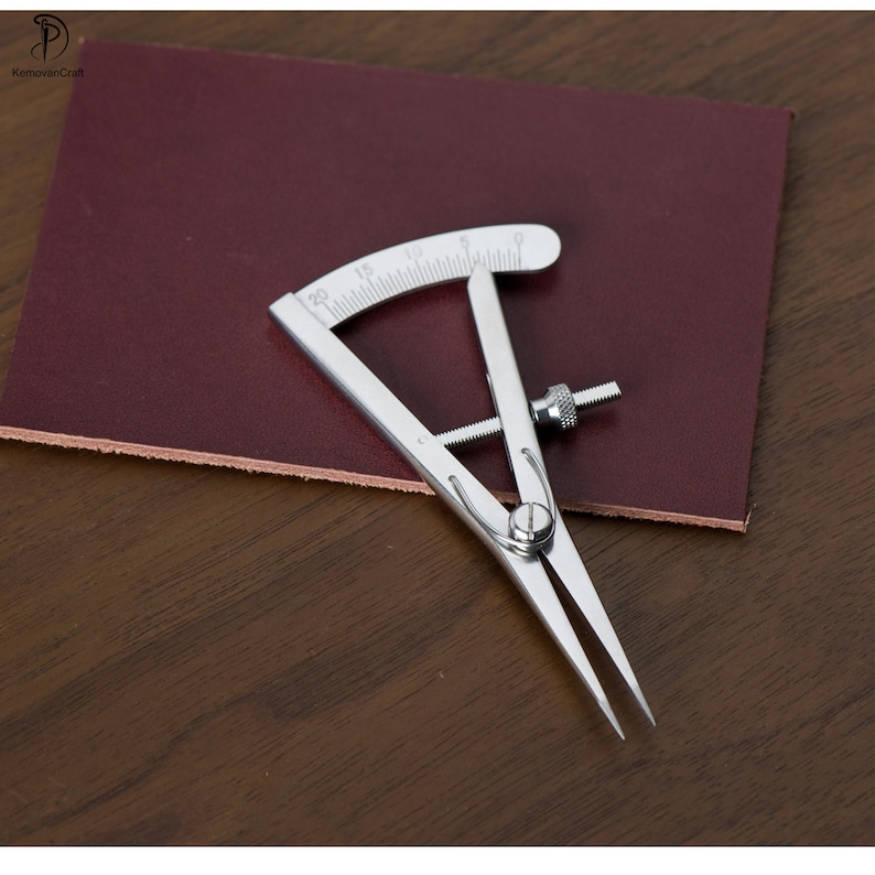 Mini séparateur d'ailes en cuir avec bordures réglables Compas en cuir Outil d'artisanat du cuir image 1