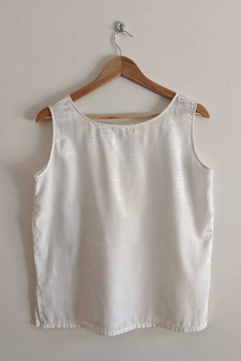 Shiny White Top