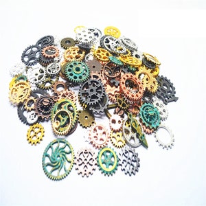 Steampunk Gears Charm, gioielli industriali stile moda, ingranaggi per orecchini e collana, pendente Steampunk 100pcs * 1.1g