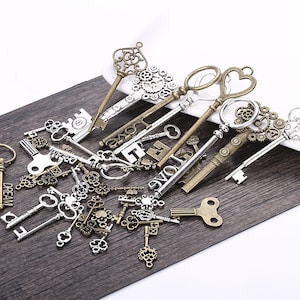 wholesale key charms, Mix old keys, Vintage Keys Skeleton, Wedding Favor Collection 40pcs