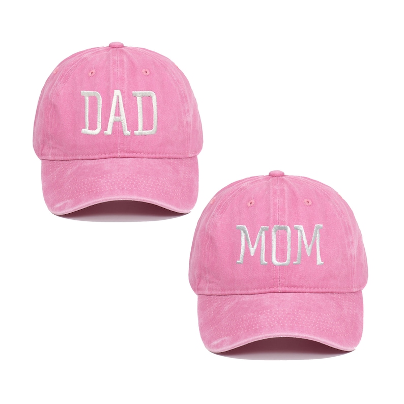 Classic Dad and Mom Baseball Caps, Embroidered Man and Woman Hat, Announcement Hats, 2pcs a set Pink