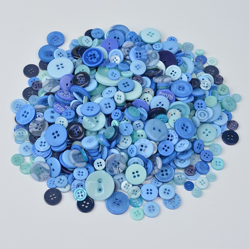 Small to Large Sewing Buttons Vintage Bulk Buttons Mixed Etsy