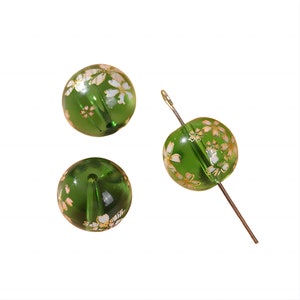 4 breloques en perles de verre à fleurs pour bijoux, accessoires de bijouterie à faire soi-même, pour la fabrication de bracelets, colliers, boucles d'oreilles Vert