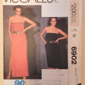 McCalls 6902 Sewing Pattern Ladies jersey Pullover Strapless Summer Dress Cut size 6-8 Complete.