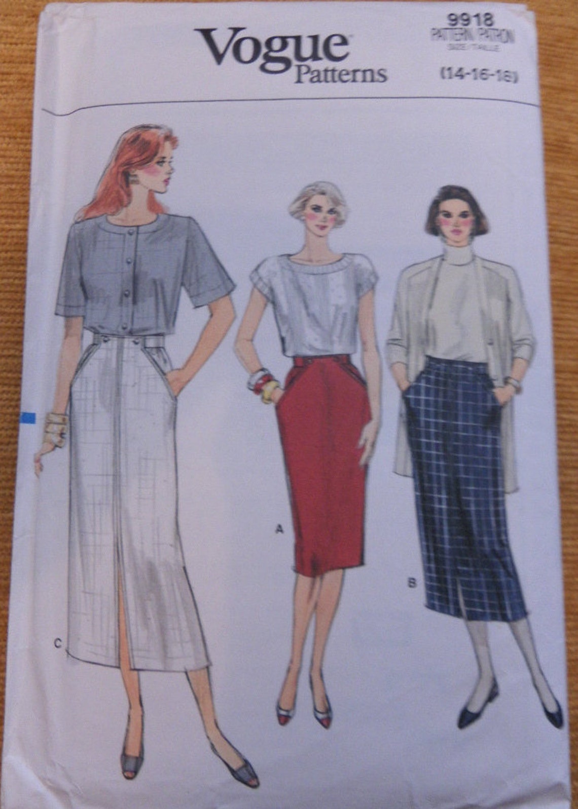 1987 Vogue 9918 sewing pattern ladies pencil skirt Size 14-18 | Etsy