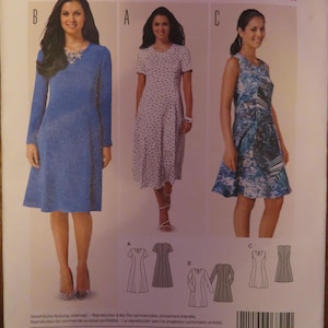 Burda 6821 Sewing Pattern Ladies 4 Panel Dress Fit Flare Uncut US Size 8-20 Complete. Size 8.10.12.14.16.18.20