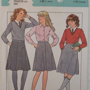 1981 Style 3437 sewing Pattern Girls School uniform Skirt A Line skirt Cut Age 7yrs Complete