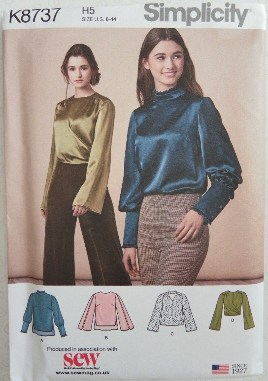 2019 Simplicity K8737 Sewing Pattern Ladies Flowy Blouse Front  