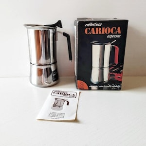 Cafetière expresso italienne neuve avec cuisinière vintage en inox geyser dans sa boîte d'origine « Carioca » pour 3 tasses. Cadeau idéal !