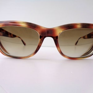 New Old Stock Vogue Brown Tortoise Shell EYEGLASSES GLASSES FRAME VO2775 54-20 135 2N, Vintage collectible eyewear