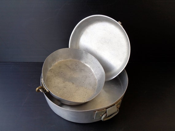 Vintage Italian Aluminum Cake Pan, Vintage Heavy Aluminum Bakeware, Old  Rustic Kitchen Decor Made in Italy 50s, Baking Molds for Pizza 