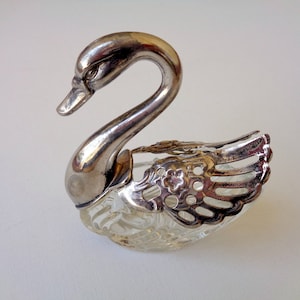 Italian Vintage 60s elegant salt cellar. Crystal/ Silver Plated Winged Swan Saltcellar. Refined serving utensil. Swan shaped rings holder