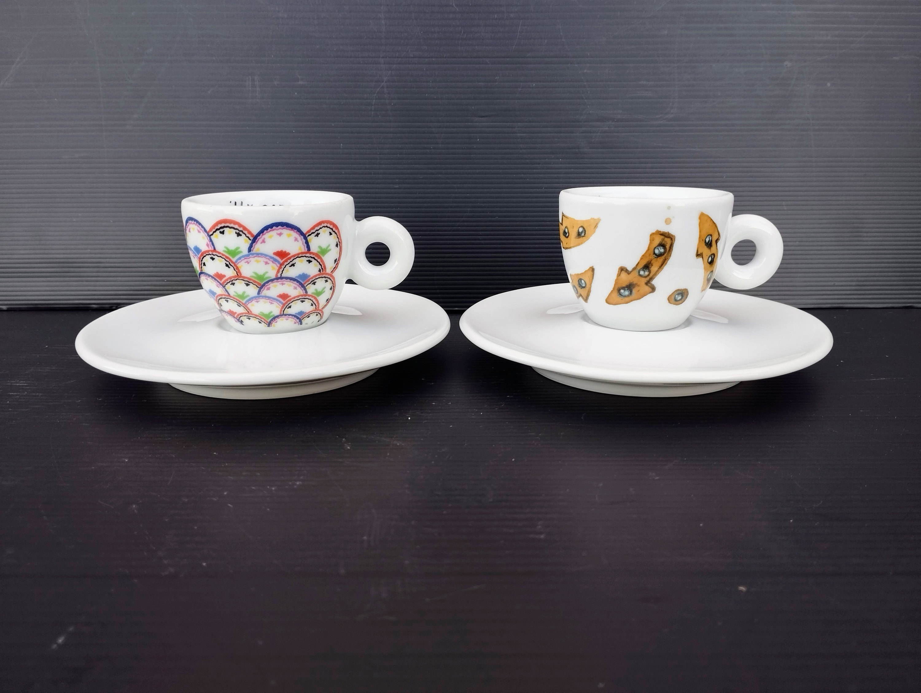 RARE LIMITED EDITION Collectible Classic illy Heavy White Porcelain Coffee Cup. Branded Espresso