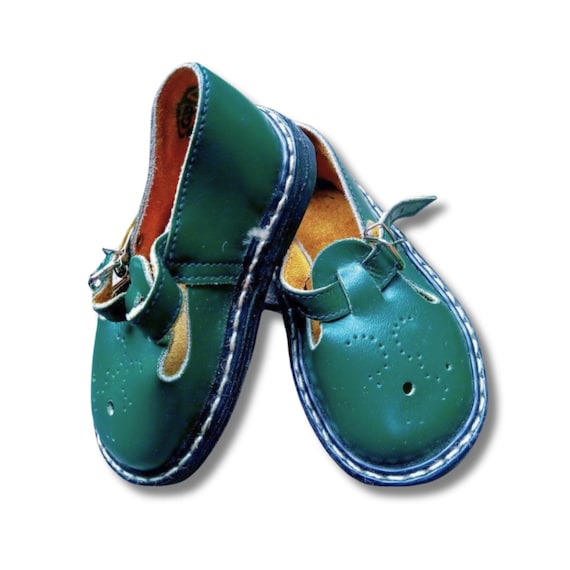 Vintage Green sandals, Leather Kid's Boots, Soviet Retro baby shoes, Vintage Decor for. Old new Baby Leather footwear St. Patrick's Day gift