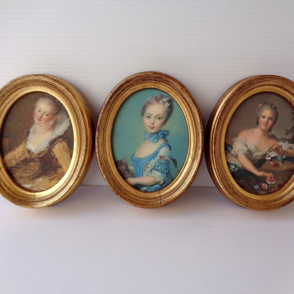 Vintage small pictures set - 3 portraits in Renaissance style in wide frame, Vintage Wall Decor, Italian vintage serigraphy