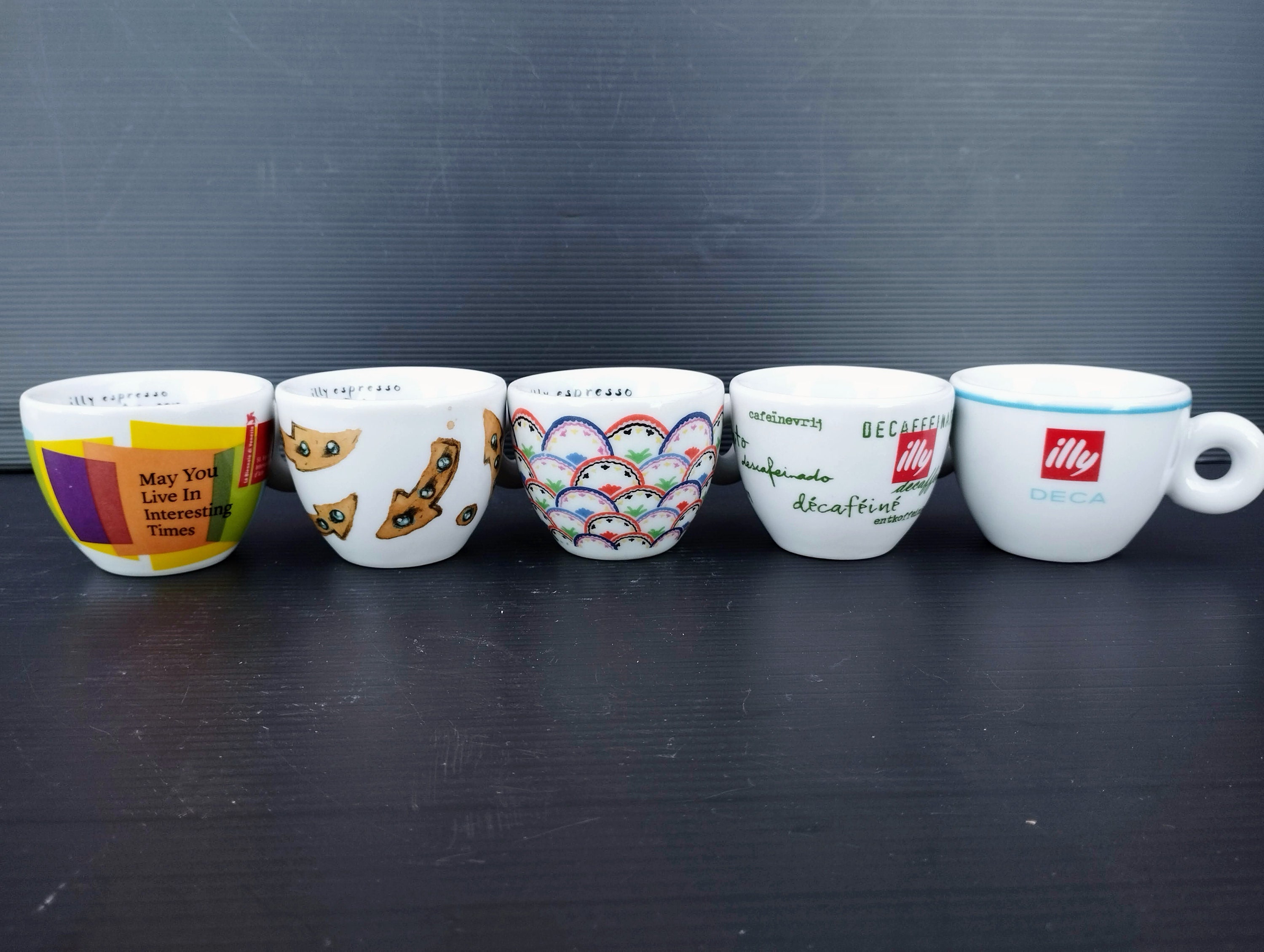 RARE LIMITED EDITION Collectible Classic illy Heavy White Porcelain Coffee Cup. Branded Espresso