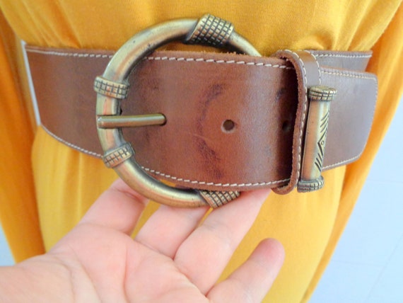 Vintage Italian Brown Leather Belt, Genuine Leather Unisex  display picture 3