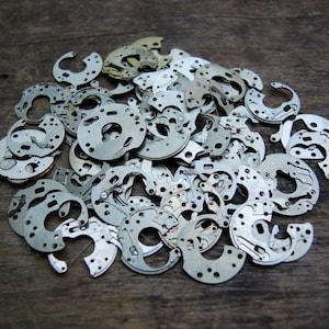 Vintage uurwerken onderdelen, kleine platen horlogeonderdelen, kleine mechanische stukjes 25 g - c35