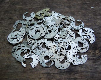 Vintage Watch Movements Parts, Small Watch Parts Plates, Tiny Mechanical little pieces 25g - c35