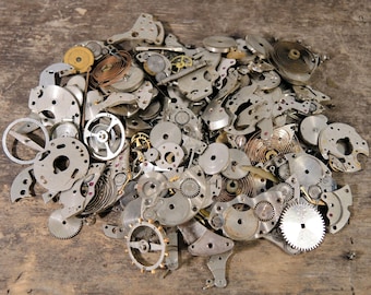 Pièces de mouvements de montre vintage, petites plaques de montre, engrenages, apprêts, petites pièces mécaniques - 100 gr
