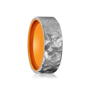 Orange Hammered Tungsten Ring, Orange Aluminum Ring, Titanium Ring Orange Inside, Hammered Flat Rings, Wedding Band Ring, Mens Hammered Ring
