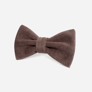 Groomsmen bow tie, Velvet Bow Tie, Grooms bow tie, Weddings Gifts, Bow Tie for wedding, Groomsman gift, Groomsmen accessories Brown