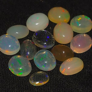 Etiopisk opal av högsta kvalitet, vacker opal, naturlig etiopisk opal, grossistparti, kristall, multi-prangande opal, welo-eldopal 4x5 till 5x6