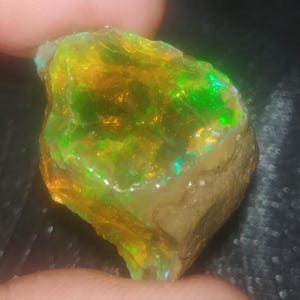 22.15cts Top Quality Ethiopian opal Raw crystal Opal Raw Rare Beautiful Opal Raw Natural Opal Raw multi flashy Opal Raw welo Opal Raw 17x22