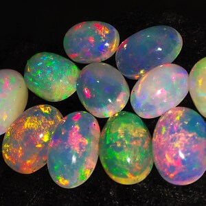 16.65cts 6x8to9x11 Rare welo Opal Ethiopian 0pal Beautiful Opal Natural Ethiopian Opal wholesale Lot multi flashy Opal fire Opal crystal lot