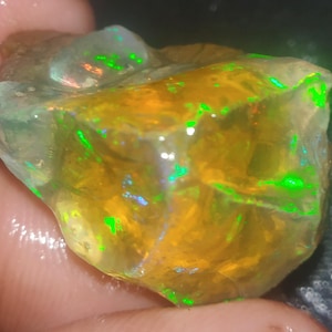 38.60 High Grade opal Ethiopian opal Raw crystal Opal Raw Rare Beautiful Opal Raw Natural Opal Raw multi flashy Opal Raw welo Opal Raw21x25
