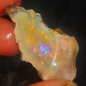 25.40Amazing fire opal Ethiopian opal Raw crystal Opal Raw Rare Beautiful Opal Raw Natural Opal Raw multi flashy Opal Raw welo Opal Raw19x36