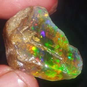 31.65 Top Grade opal Ethiopian opal Raw crystal Opal Raw Rare Beautiful Opal Raw Natural Opal Raw multi flashy Opal Raw welo Opal Raw19x27