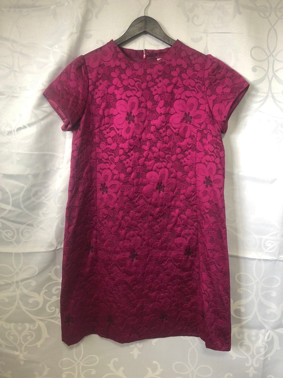 Mod Vintage Purple Floral Mini Dress - Purple Text