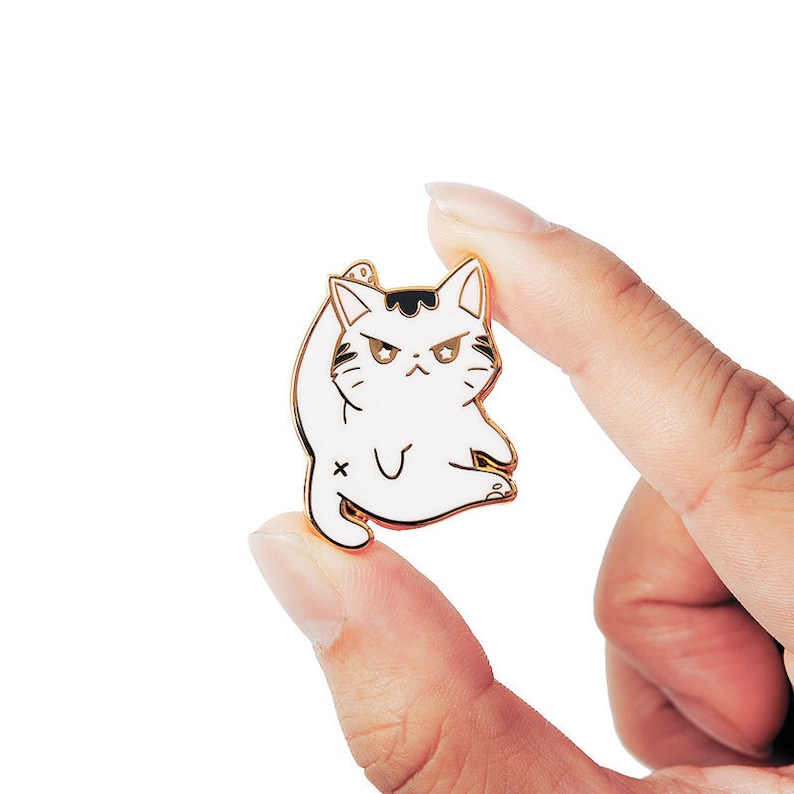 Angry Cat Hard Enamel Pins Gold Plated Lapel Pin Badge Decoration Accessory For Jackets Hats Itabags Apron Cute Kawaii Gift Ita Bag Bags
