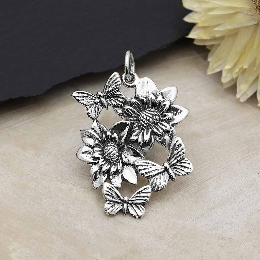Colgante Dalia de Plata de Ley con Mariposas 26 x 21 mm