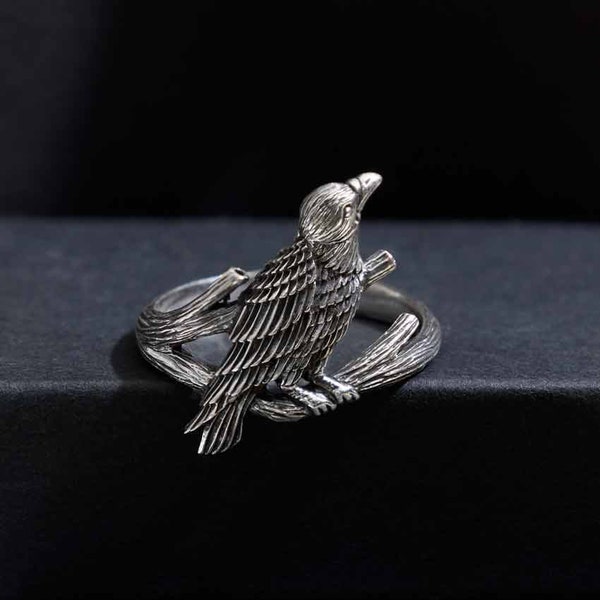Sterling Silver Raven Ring in sizes 5 - 9