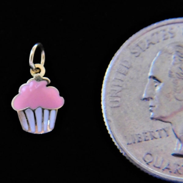 14k Solid Gold and Enamel Cup Cake Charm with Jump Ring 10 x 6 mm
