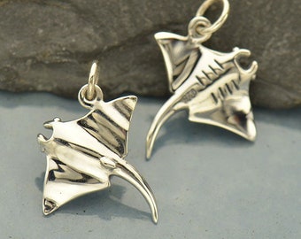 Sterling Silver Sting Ray Charm 18 x 15 mm