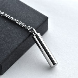 Collier homme collier en acier inoxydable collier bouteille pendentif Collier homme cadeau punk par Dark Dream Jewellery