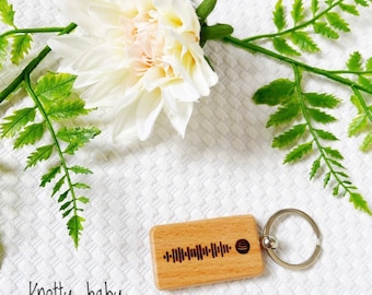 Personalised Wooden Spotify Song Keyring, Fathers day, Personalised Gift, Anniversary Gift, Birthday, gifts for him, valentines, Dad gift