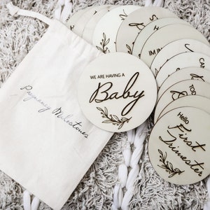 Disques d'étape de grossesse ; Accessoires photo de grossesse ; Disques jalons ; Nous attendons ; Disques d'étape en bois ; Enceinte ; Souvenirs de grossesse