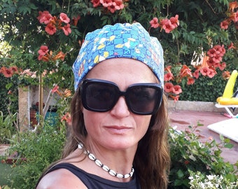 Donald duck scrub cap,  funny scrub cap, funny nurse cap, Donald duck accesorie, chemo hat, nurse hat, pediatrician cap