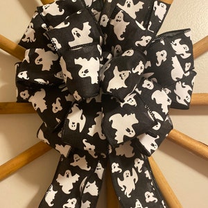 Jeepers Creepers Halloween Wreath/ Porch Bow (12 inch)