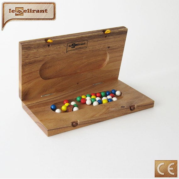 BARRICADE MALEFITZ for 2 to 4 Players From 6 Years Old. Family Board Game  of Solid Wood Strategy to CE Standards. Size 26x26cm 