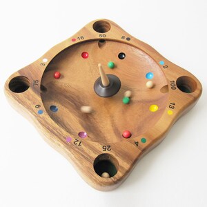 ROULETTE FOLLE - jeu éducatif avec toupie à partir de 5 ans en bois massif. Aux normes CE, Idéal pour le calcul mental, marque Française
